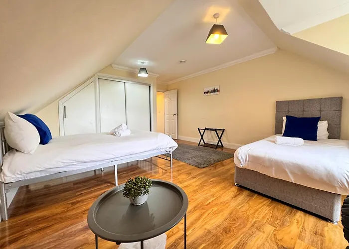 Relaxing Airport Rooms